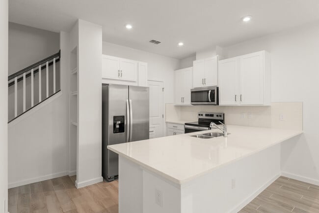 Building Photo - 1366 Tarflower Dr