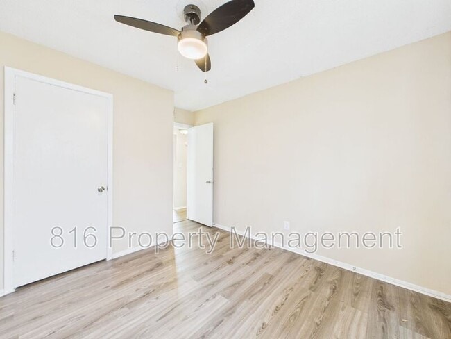 Building Photo - 6104 E 152 Terrace