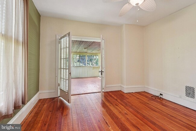 Building Photo - 1420 Pennsylvania Ave