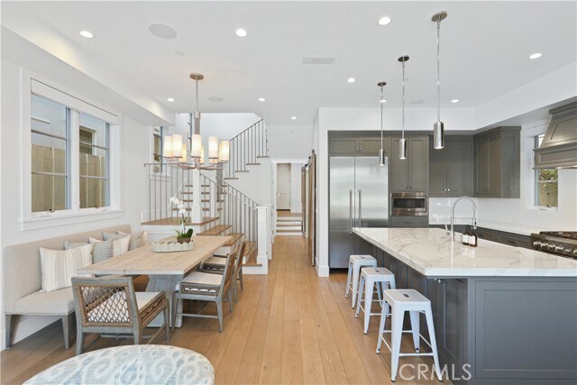 Building Photo - 708 Heliotrope Ave