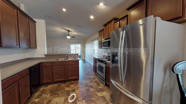 Building Photo - 517 S Aberdeenshire Dr