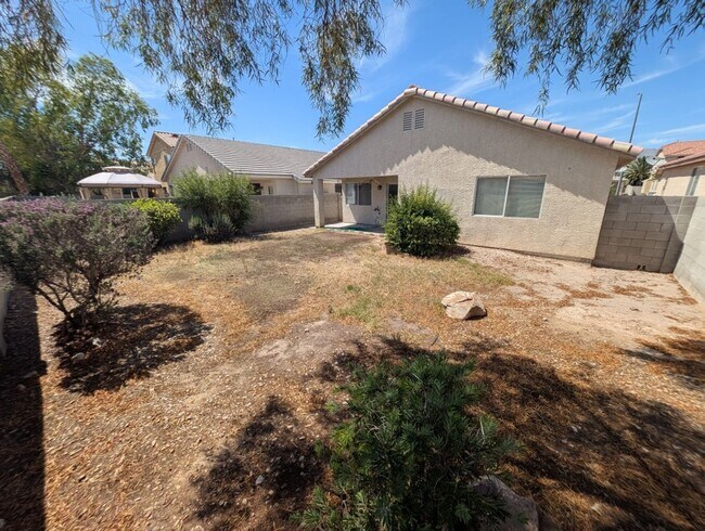 Building Photo - 1821 Running Fawn Ct