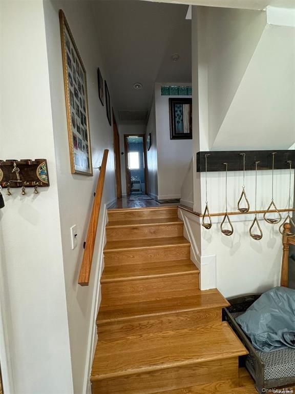 Building Photo - 830 Pepperidge Rd