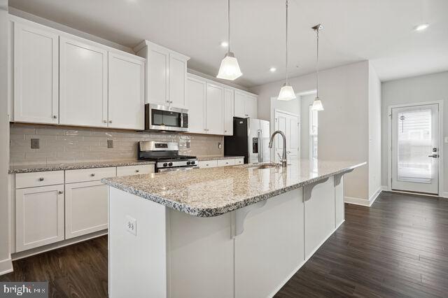 Building Photo - 2715 Evansgreen Dr