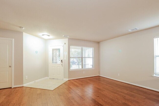Building Photo - 6403 Misty Brook Bend Ct