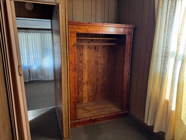 Building Photo - 3 Bedroom 1 Bath Home located in Greeneville, TN