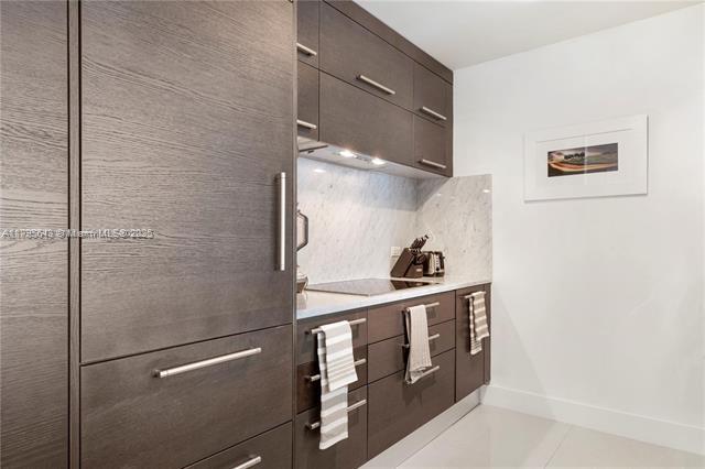 Building Photo - 900 Biscayne Blvd