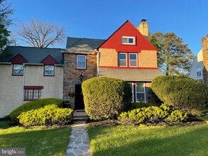 Building Photo - 6305 Fordham Dr E