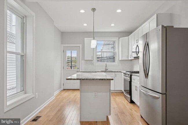Building Photo - 3024 Redner St
