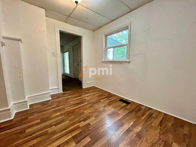 Building Photo - 602 Indiana Ave