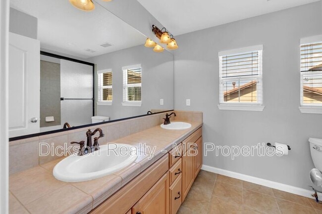 Building Photo - 2125 Peaceful Valley Dr