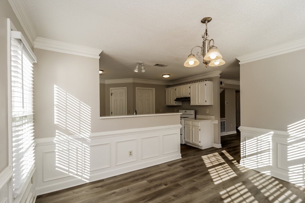 Building Photo - 5176 Ray Ct