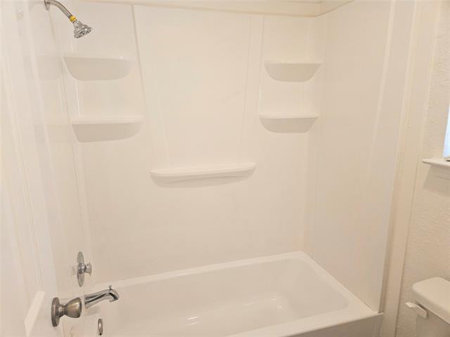 Building Photo - 731 Bristol Dr