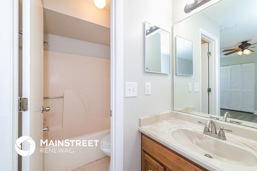 Building Photo - 123 Kings Pond Ave