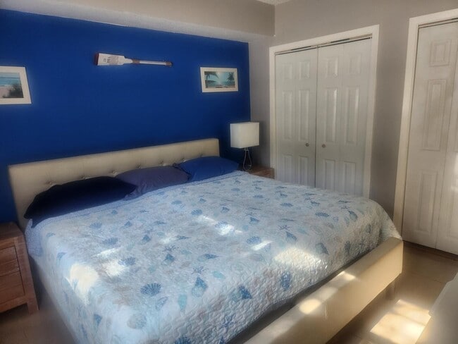 2nd Bedroom - 120 NE 20th Ave