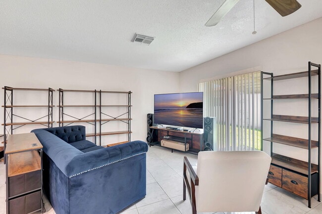 Building Photo - 6078 Dusenburg Rd