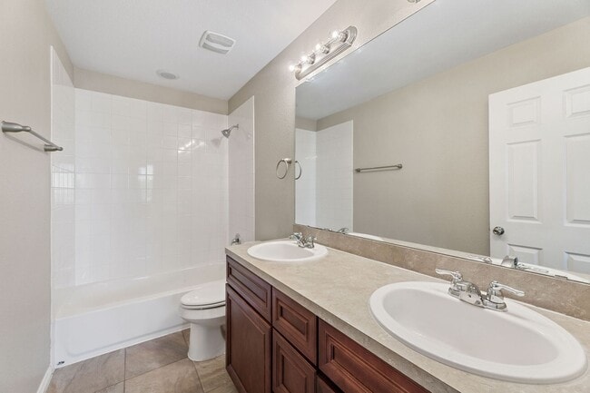 Building Photo - LH412 Carl Shipp Dr