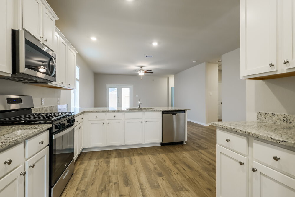 Building Photo - 16459 Hill Dr
