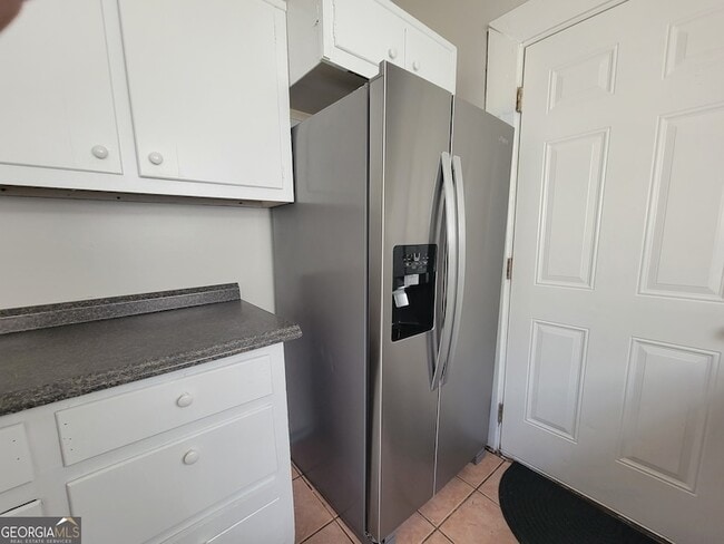 Building Photo - 644 Kennolia Dr SW