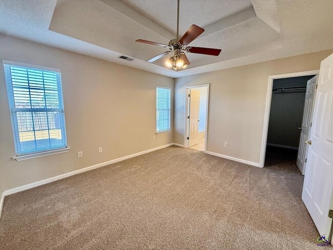 Building Photo - 105 Selena Ct