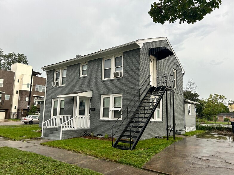 Building Photo - 2620 Tuam St