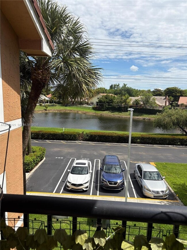 Building Photo - 8761 Wiles Rd