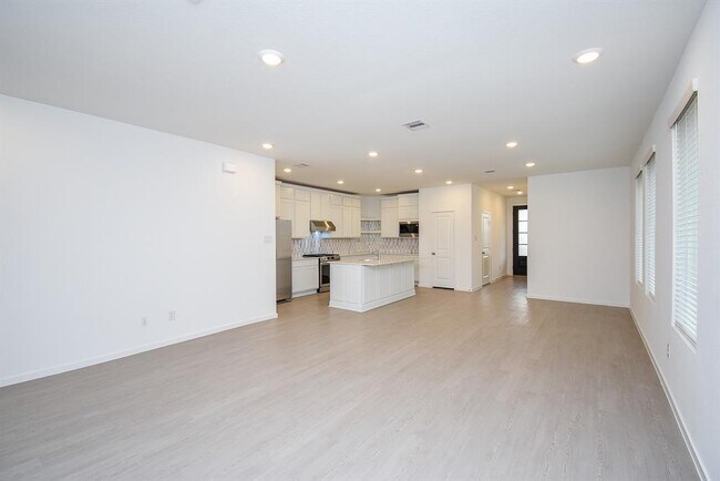 Building Photo - 6307 Serenity View Ln