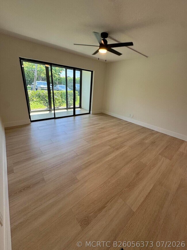 Building Photo - 629 Sea Pine Way