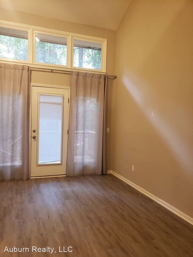 Building Photo - 2 br, 2 bath House - Moore's Mill Place 42...