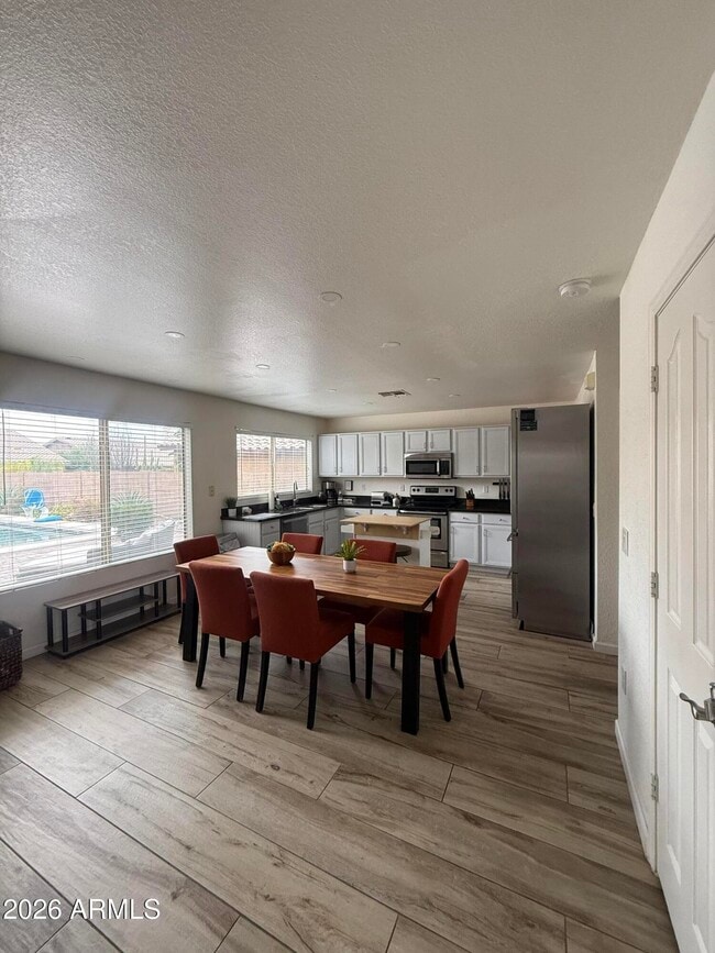 Building Photo - 4331 E Tether Trail