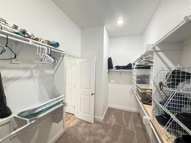 Building Photo - 210 Jacaranda Dr