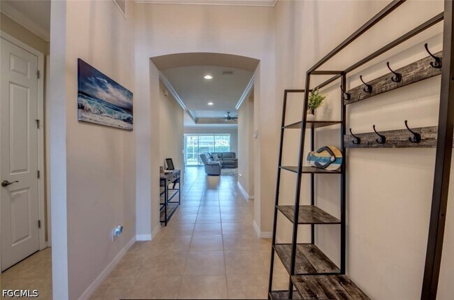 Building Photo - 236 Destiny Cir