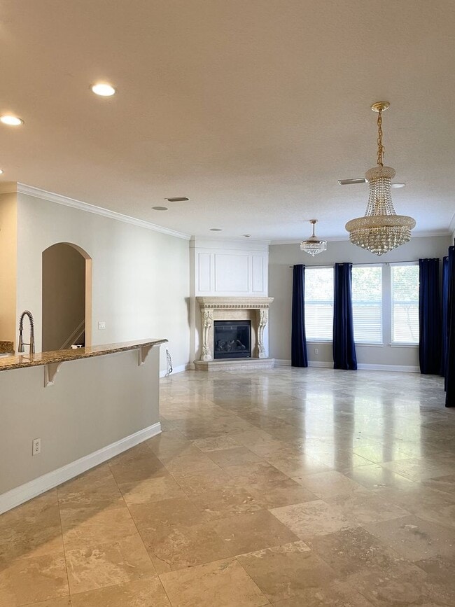 Building Photo - Single Family home is Deercreek