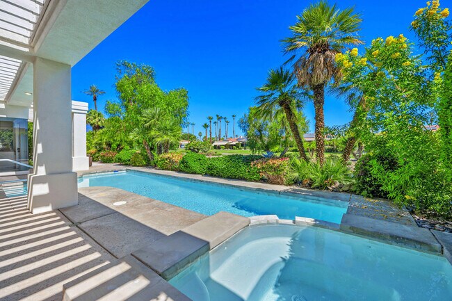 Building Photo - 75070 Muirfield Ct