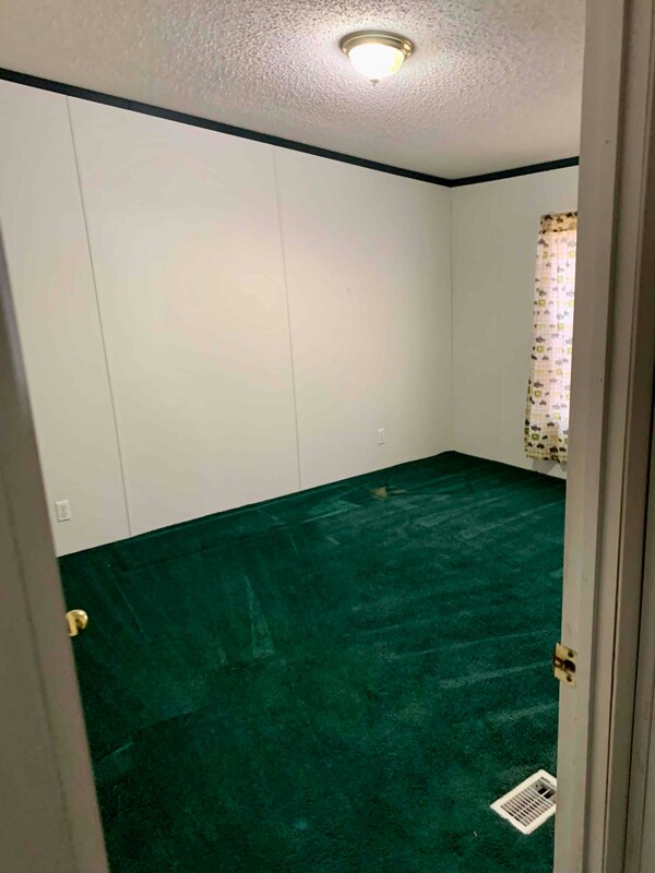 Building Photo - 322 Beaver Creek Dr