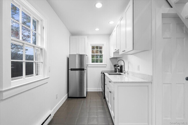 Building Photo - 17 N Bishop Ln