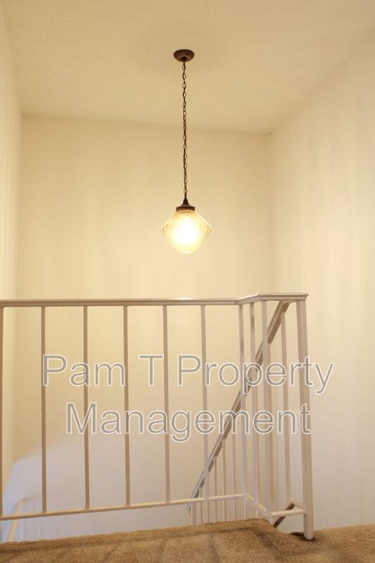 Building Photo - 455 Mall Blvd