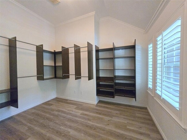 Building Photo - 6415 Taimer Ct