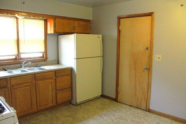 Building Photo - 3957-3959-3959 N 53rd St