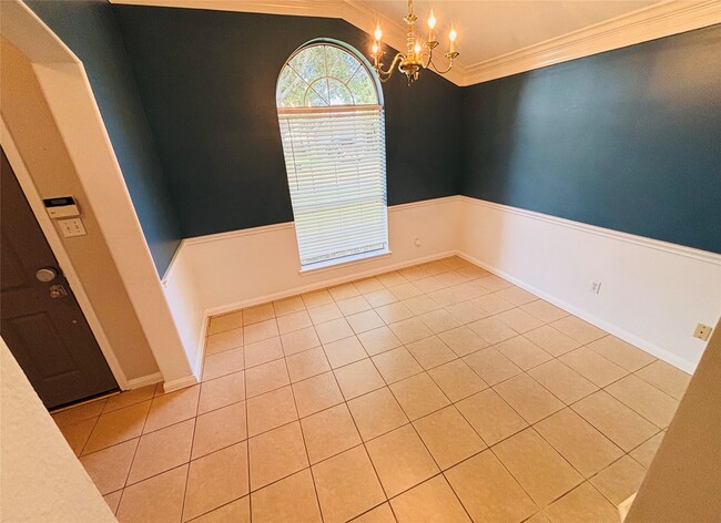 Building Photo - 17227 Lilac Vale Ct