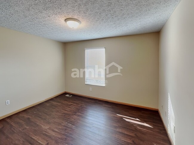 Building Photo - 7908 Windrift Pl