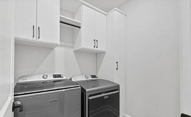 Building Photo - 103 Millenia Dr