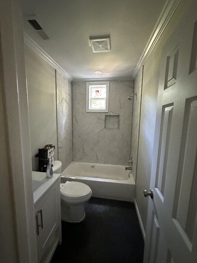 Building Photo - 4916 Palomino Dr