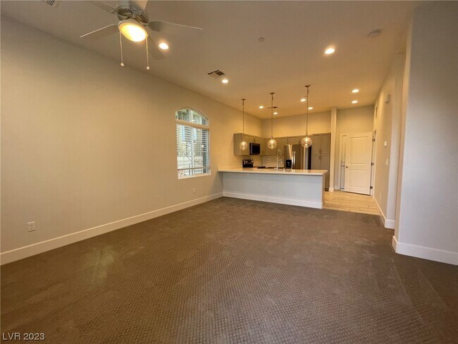 Building Photo - 10567 Ridge Glow Ave
