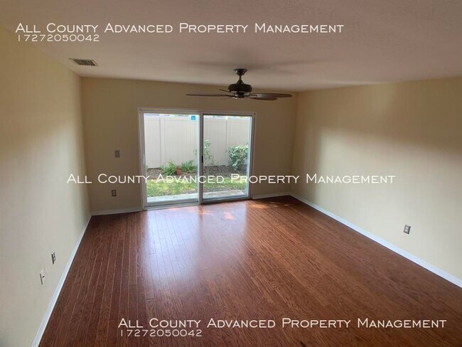 Building Photo - Waterford townhome for rent many amenities