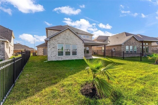 Building Photo - 550 Long Beach Bay Dr