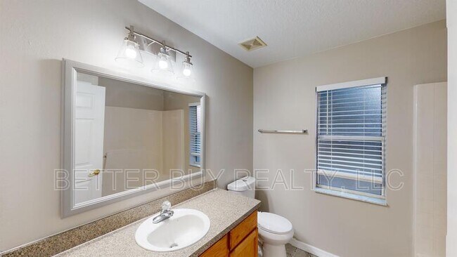 Building Photo - 23 Burning Tree Pl