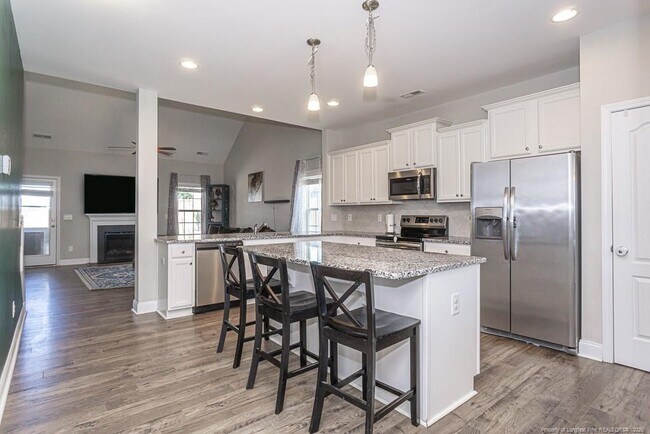 Building Photo - 92 Artillery Ln