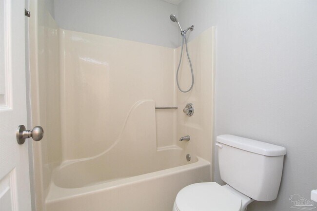 Building Photo - 5250 Powrie Dr