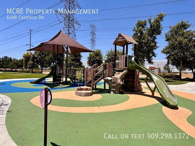 Building Photo - 6488 Cadenza Dr